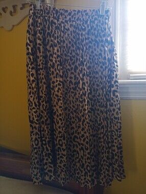 Sadie & Love leopard print medium skirt